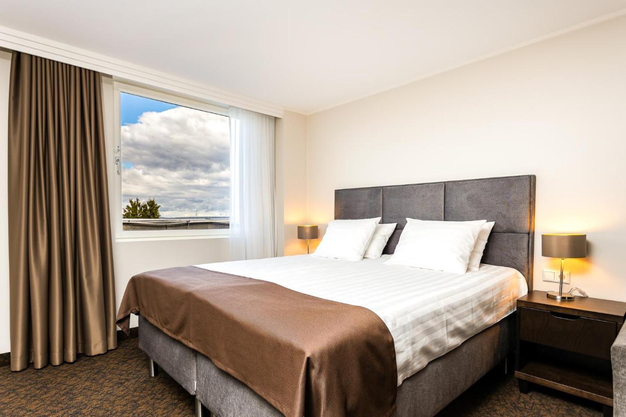 Adoryal Hotell Reval Esterno foto