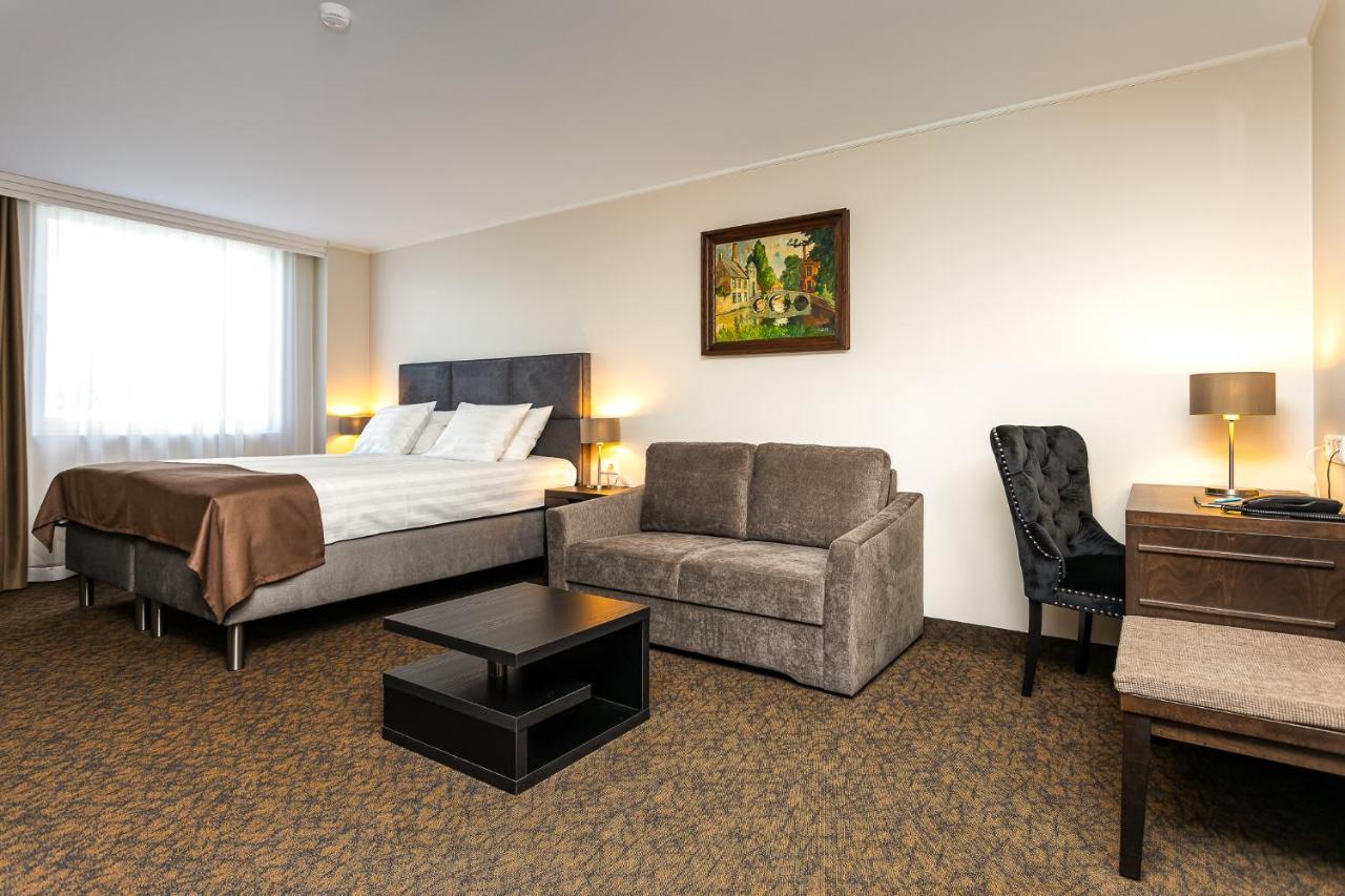 Adoryal Hotell Reval Esterno foto