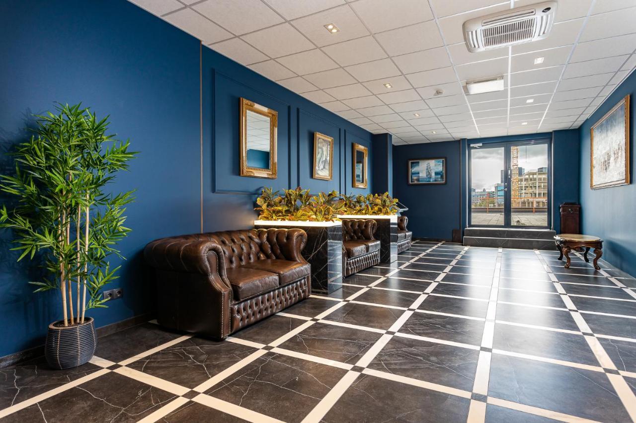 Adoryal Hotell Reval Esterno foto