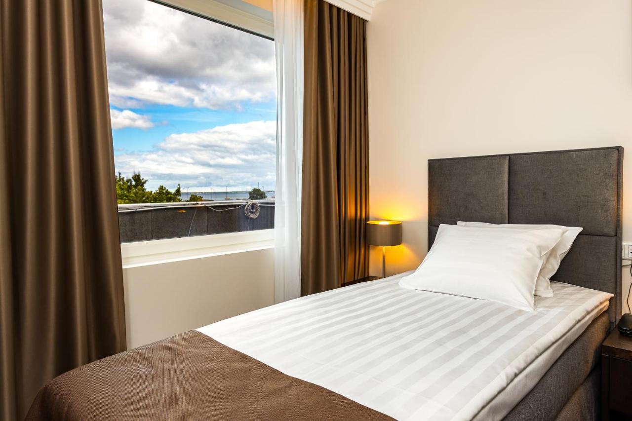 Adoryal Hotell Reval Esterno foto